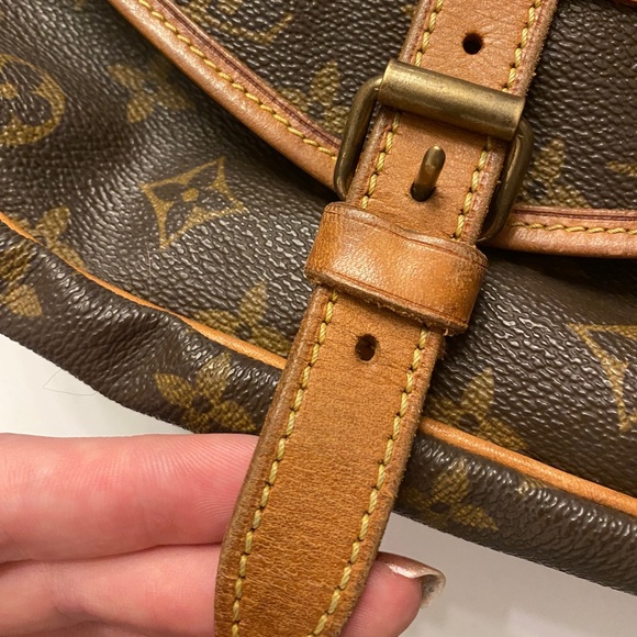 Authentic Louis Vuitton Saumur 28 - Picture 7 of 8